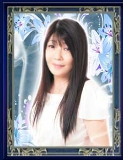 月村天音（つきむらあまね）先生