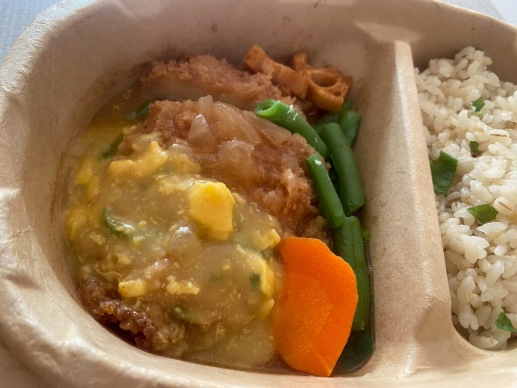 ニップンよくばり御膳 生姜ご飯ととんかつ卵とじ風写真