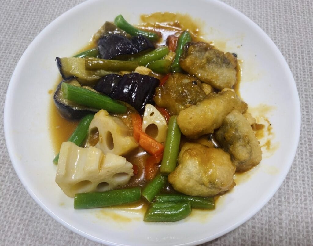 鱈と揚げなすのフルーツ黒酢あん 画像