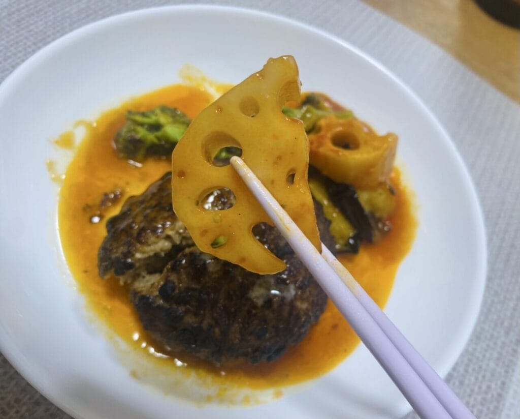 大ぶり茄子とブロッコリーのチリトマトハンバーグ 画像